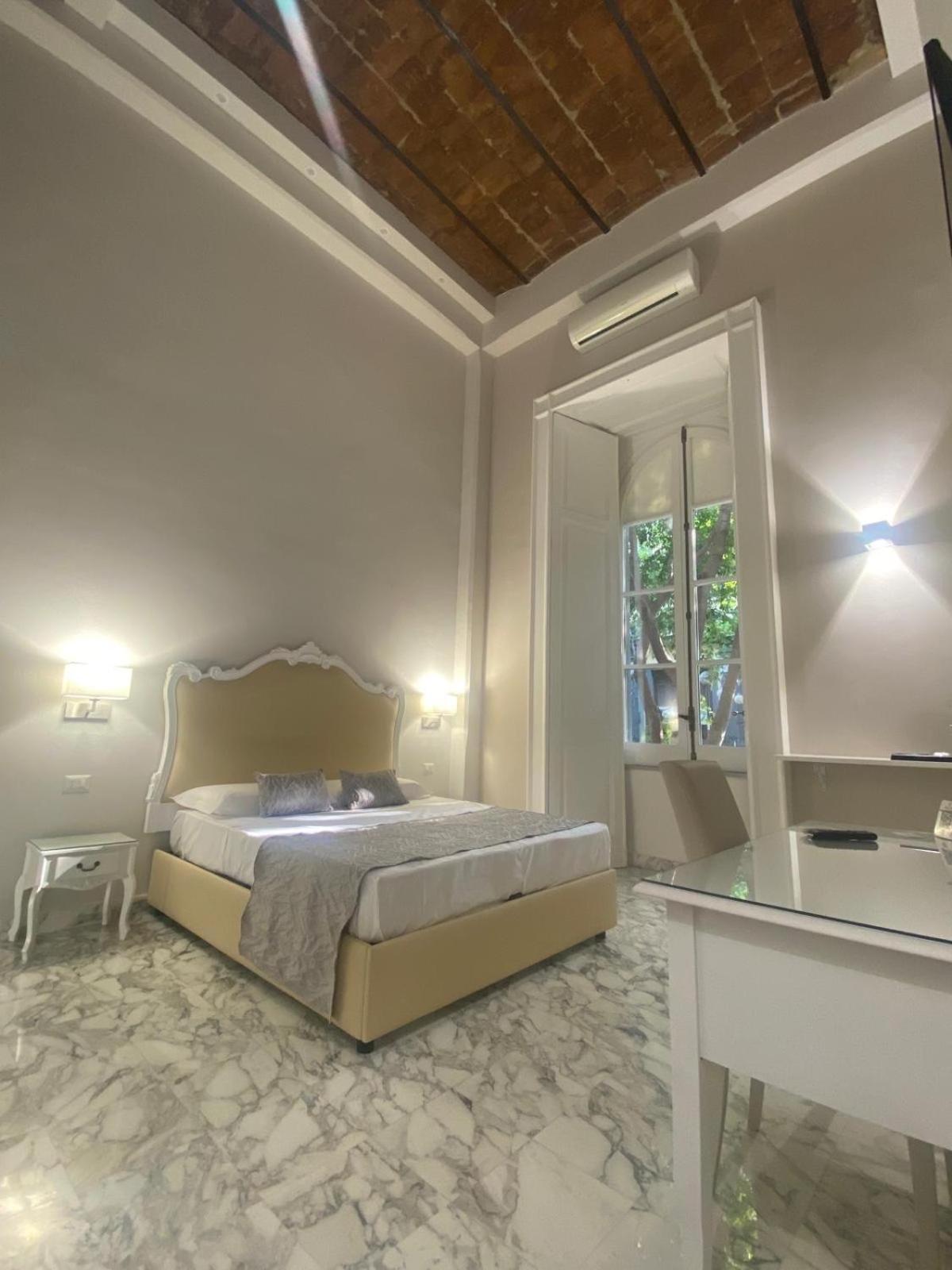 Miluar Luxury B&B - Vanvitelli Nápoly Kültér fotó