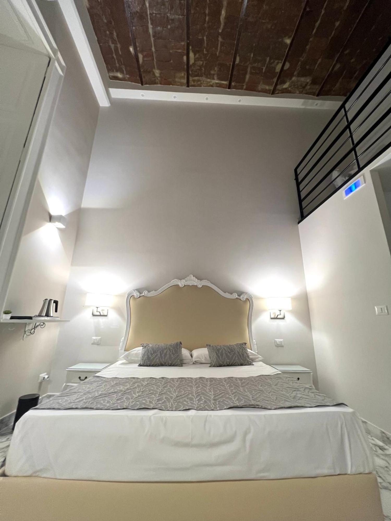 Miluar Luxury B&B - Vanvitelli Nápoly Kültér fotó