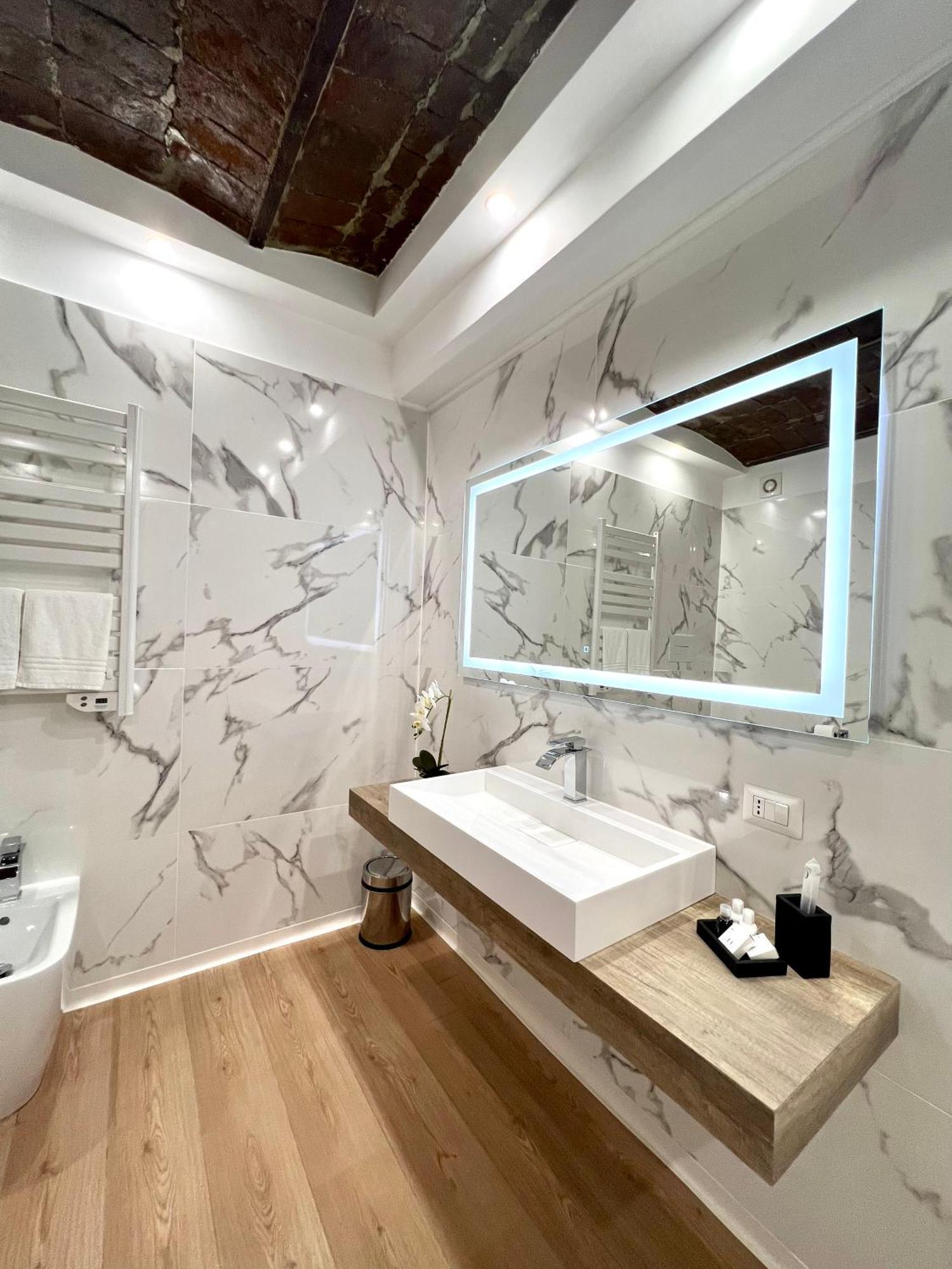 Miluar Luxury B&B - Vanvitelli Nápoly Kültér fotó