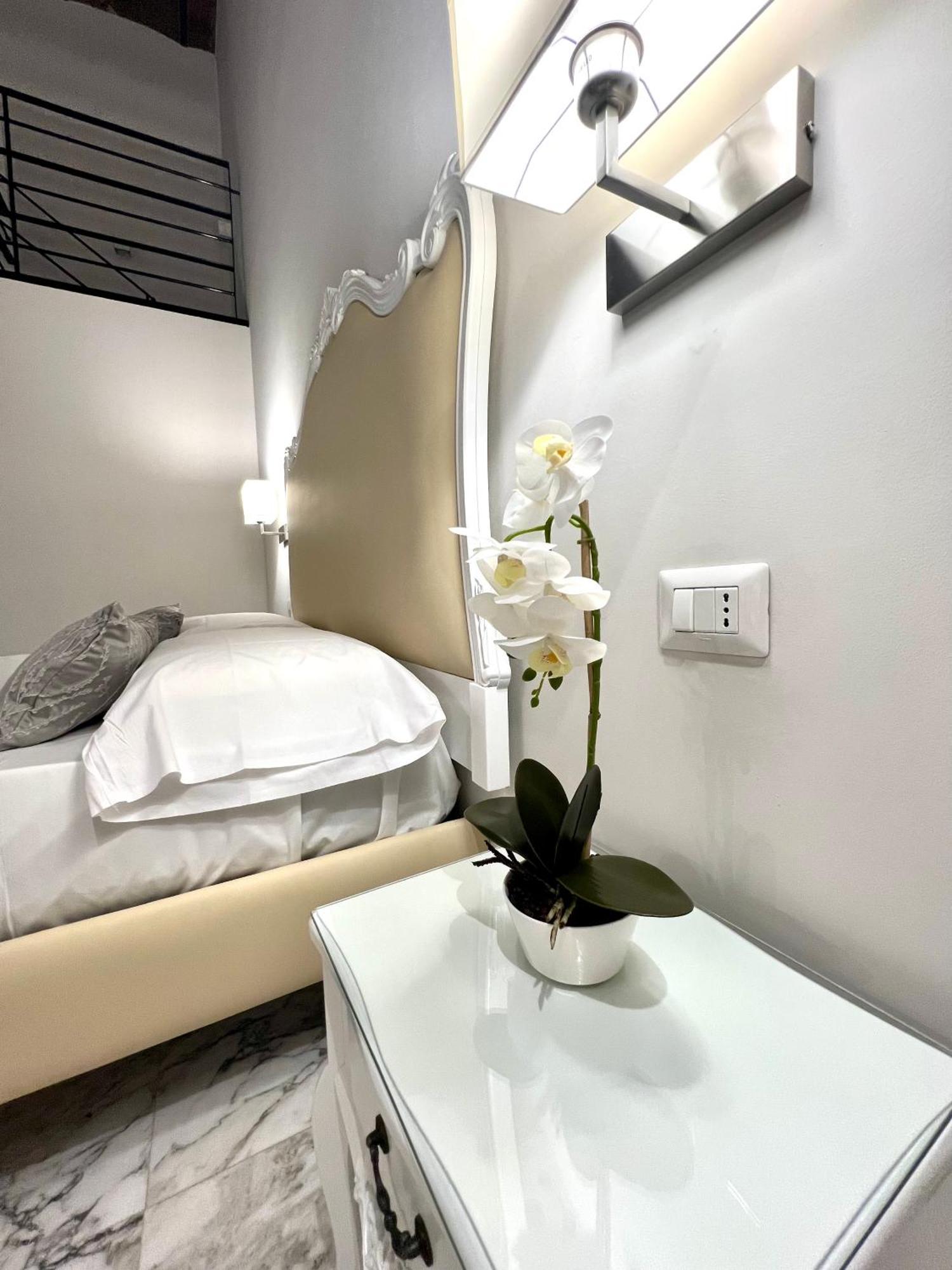 Miluar Luxury B&B - Vanvitelli Nápoly Kültér fotó