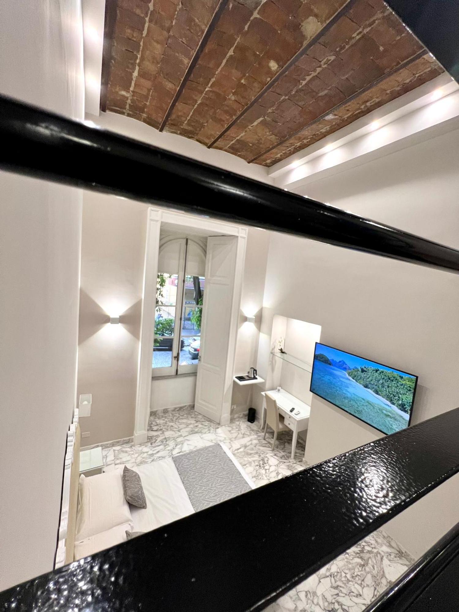 Miluar Luxury B&B - Vanvitelli Nápoly Kültér fotó